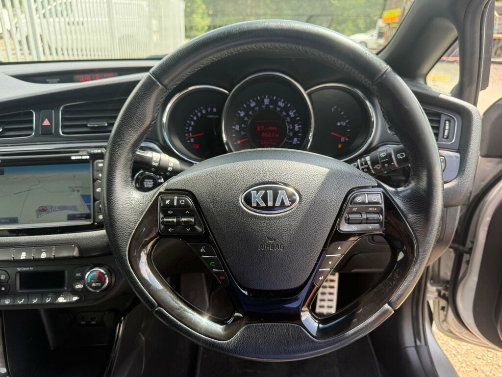 Kia Proceed Hatchback 1.6 T-gdi Gt Tech Euro 5 201515 White #16