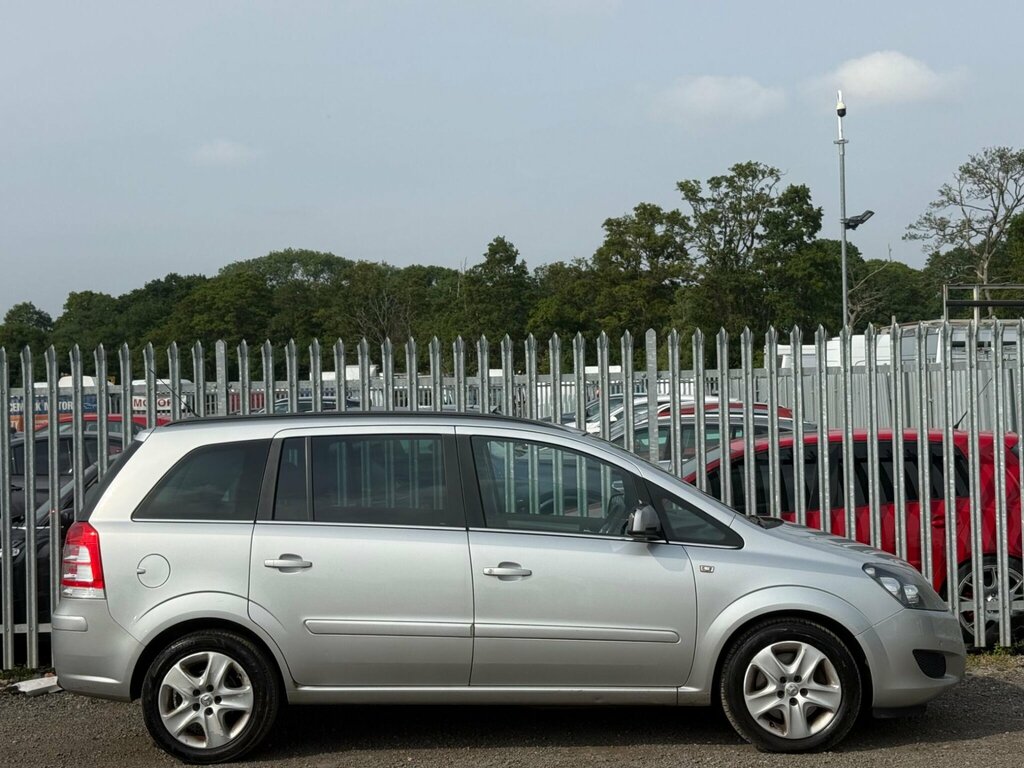 Vauxhall Zafira Mpv Silver #26