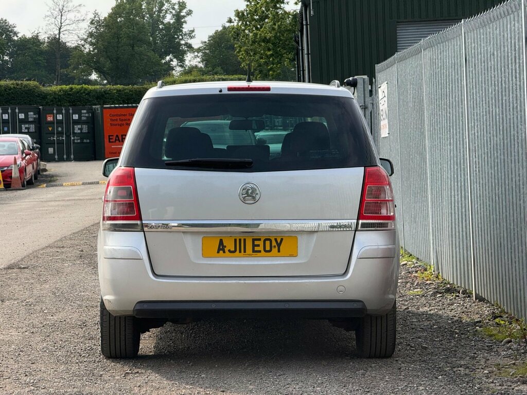 Vauxhall Zafira Mpv Silver #8
