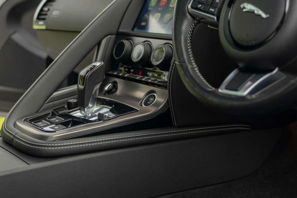 Jaguar F-Type Jaguar 5.0 P450 Supercharged V8 R-dynamic Grey #17