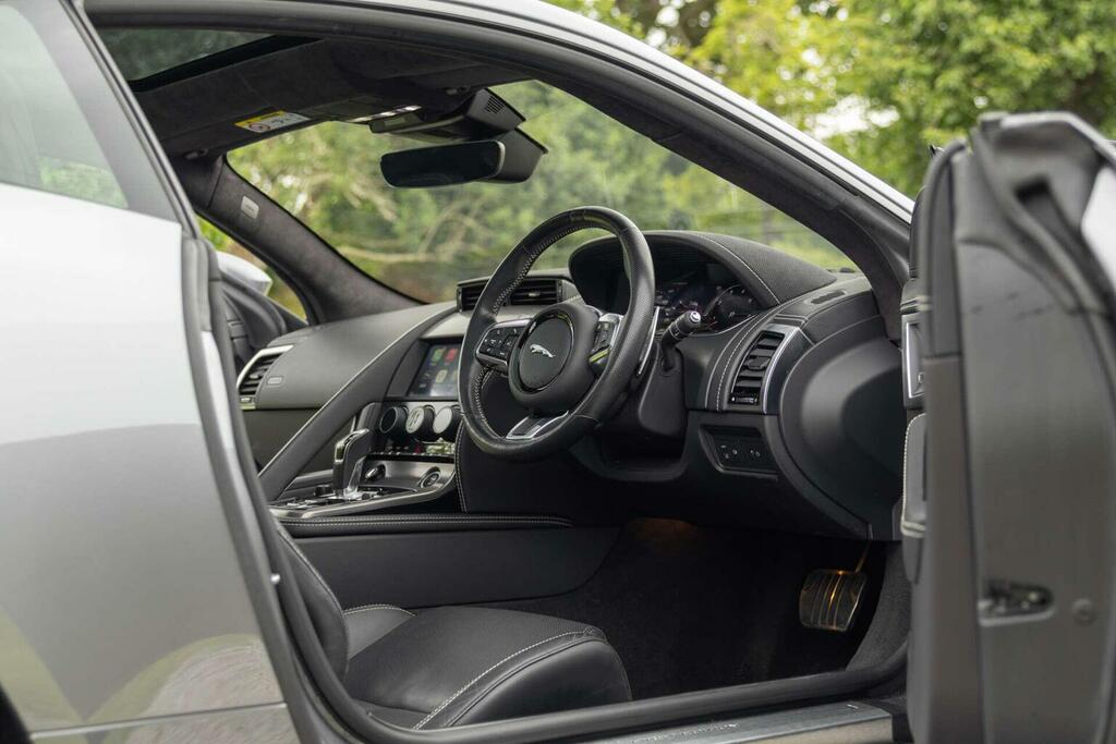 Jaguar F-Type Jaguar 5.0 P450 Supercharged V8 R-dynamic Grey #11