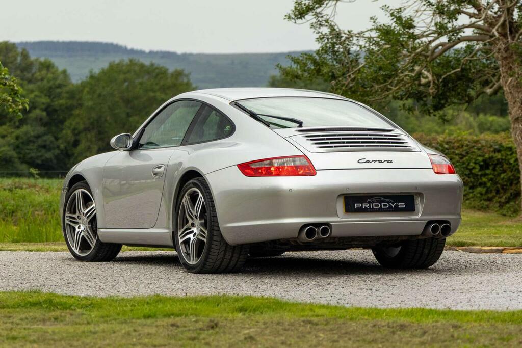 Porsche 911 3.6 997 Carrera Silver #2