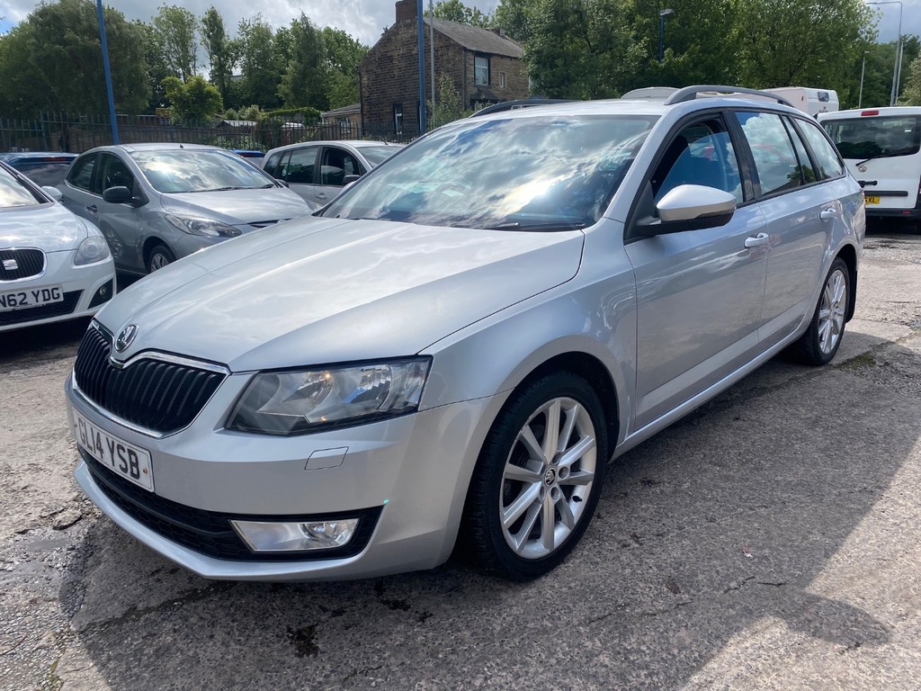 Skoda Octavia 1.4 Tsi Se White #12