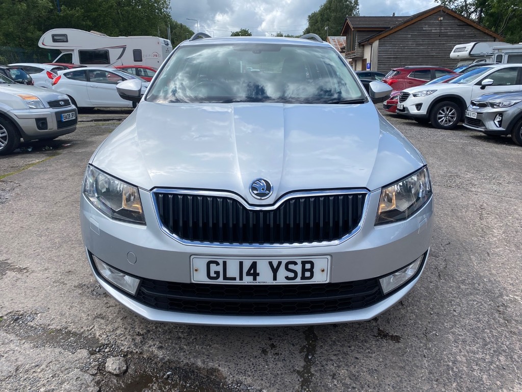 Skoda Octavia 1.4 Tsi Se White #13