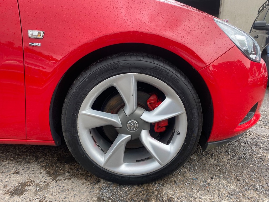 Vauxhall Astra GTC 1.4T 16V 140 Sri Red #3