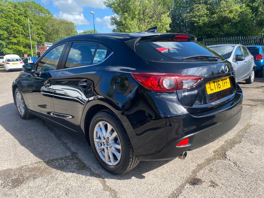 Mazda 3 2.0 Se Black #6