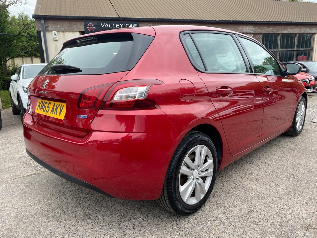 Peugeot 308 1.6 Bluehdi 120 Active Red #5