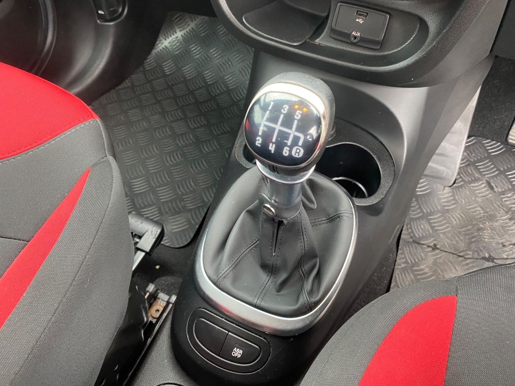 Fiat 500L 1.4L Pop Star White #24