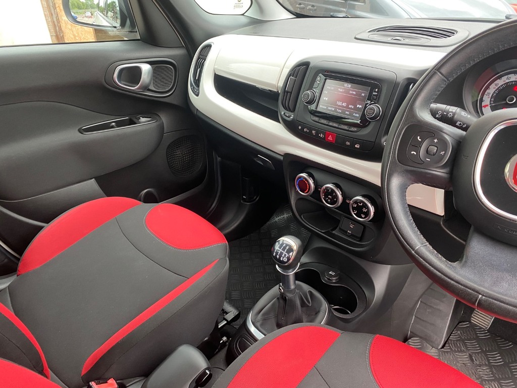 Fiat 500L 1.4L Pop Star White #20