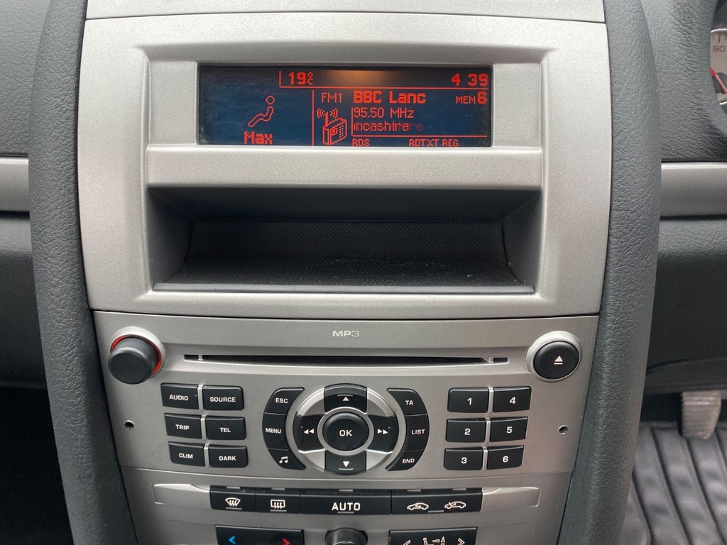 Peugeot 407 1.6 Hdi Sr  #19