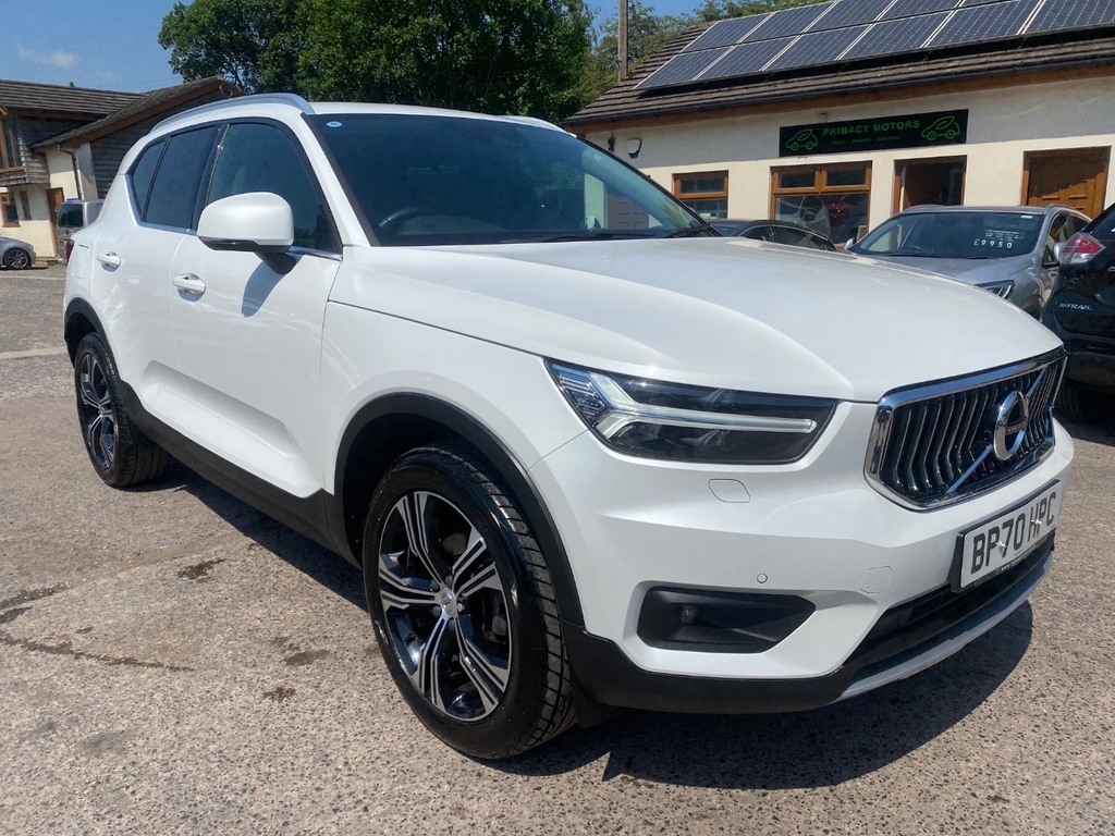 Volvo XC40 1.5 T3 163 Inscription Pro White #3
