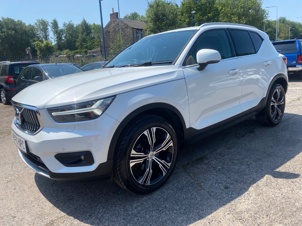 Volvo XC40 1.5 T3 163 Inscription Pro White #6
