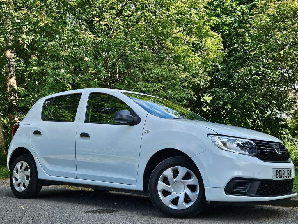 Dacia Sandero Hatchback 1.0 Sce Ambiance Euro 6 201818 White