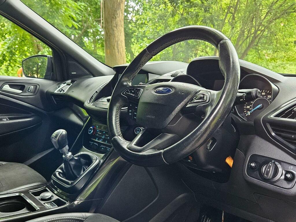 Ford Kuga Suv 2.0 Tdci Ecoblue St-line Euro 6 Ss 201 SA17LJX Black #2