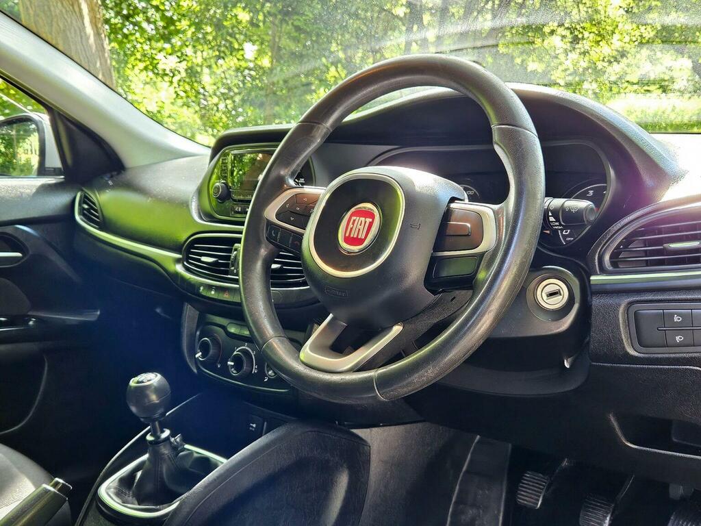 Fiat Tipo 1.4 Mpi Easy Euro 6 Grey #2