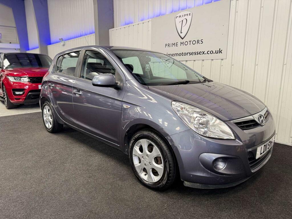 Hyundai I20 1.4 Crdi Comfort Euro 5 Grey