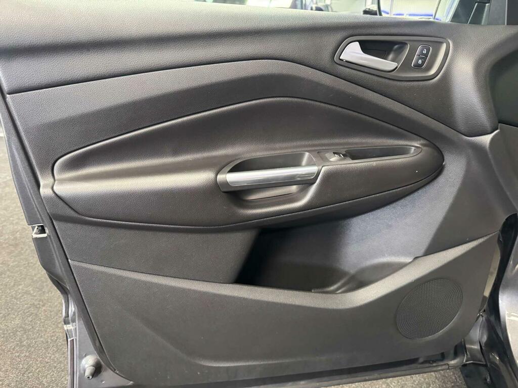Ford Kuga Kuga St-line Tdci Grey #34