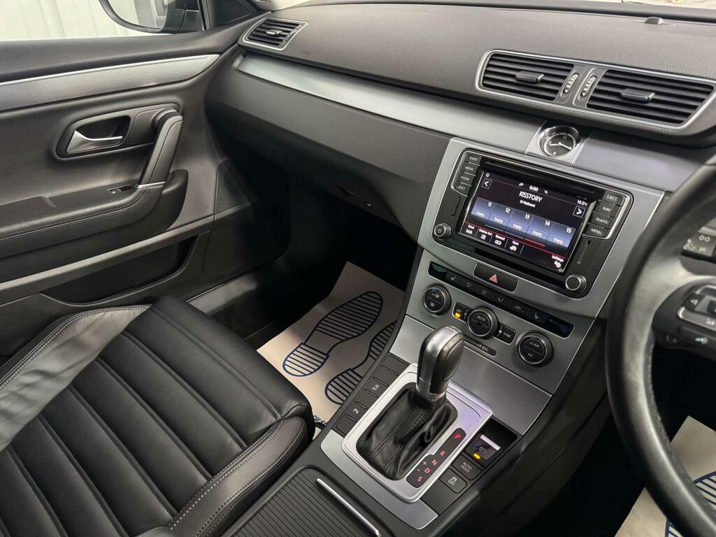 Volkswagen CC 2.0 Tdi Bluemotion Tech R-line Saloon M White #59