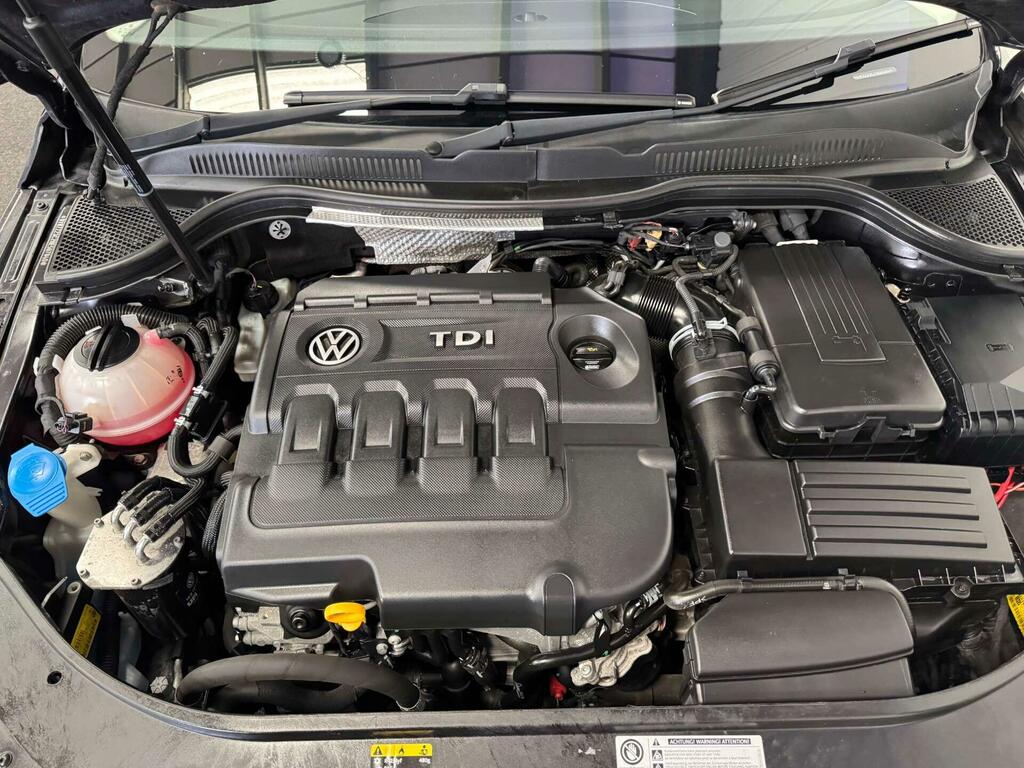 Volkswagen CC 2.0 Tdi Bluemotion Tech R-line Saloon M White #68