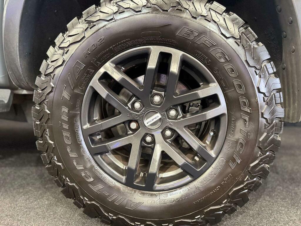 Ford Ranger Wildtrak White #27