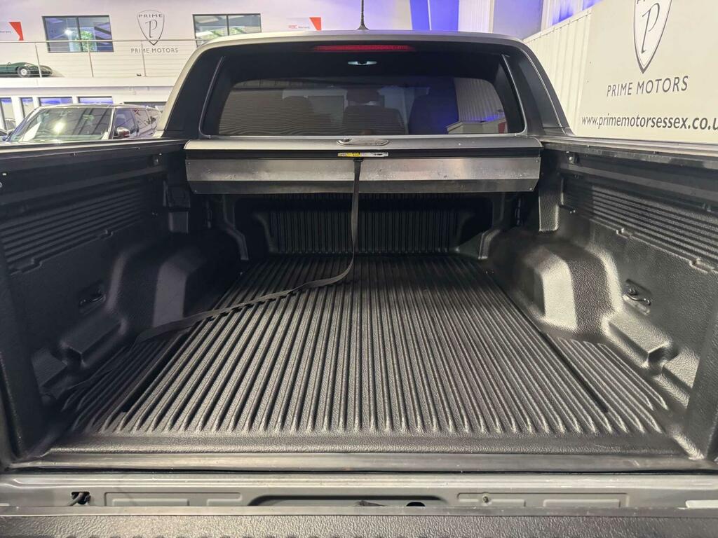 Ford Ranger Wildtrak White #18