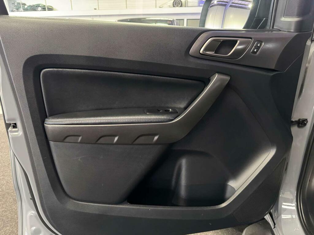 Ford Ranger Wildtrak White #33