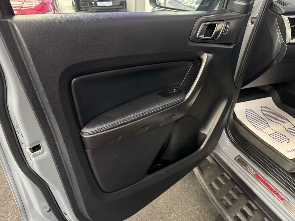 Ford Ranger Wildtrak White #34
