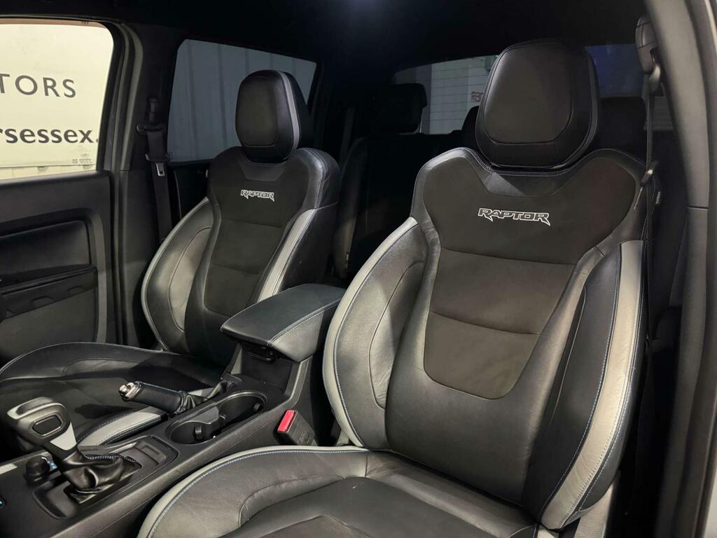 Ford Ranger Wildtrak White #31