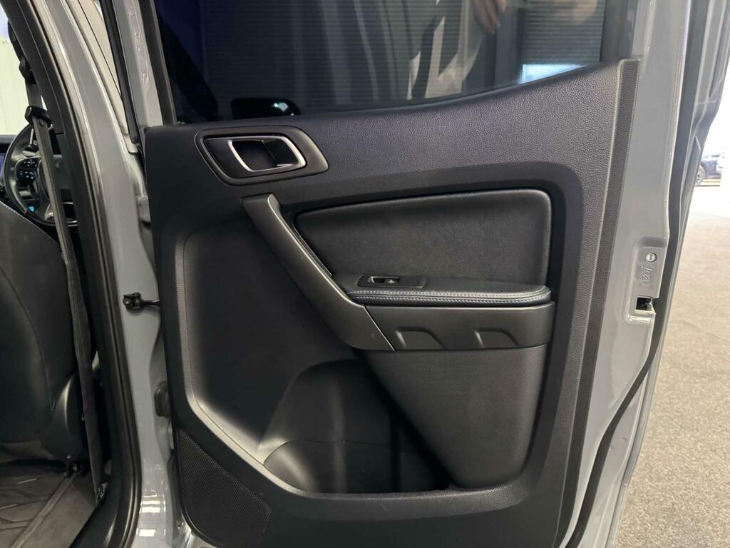 Ford Ranger Wildtrak White #44