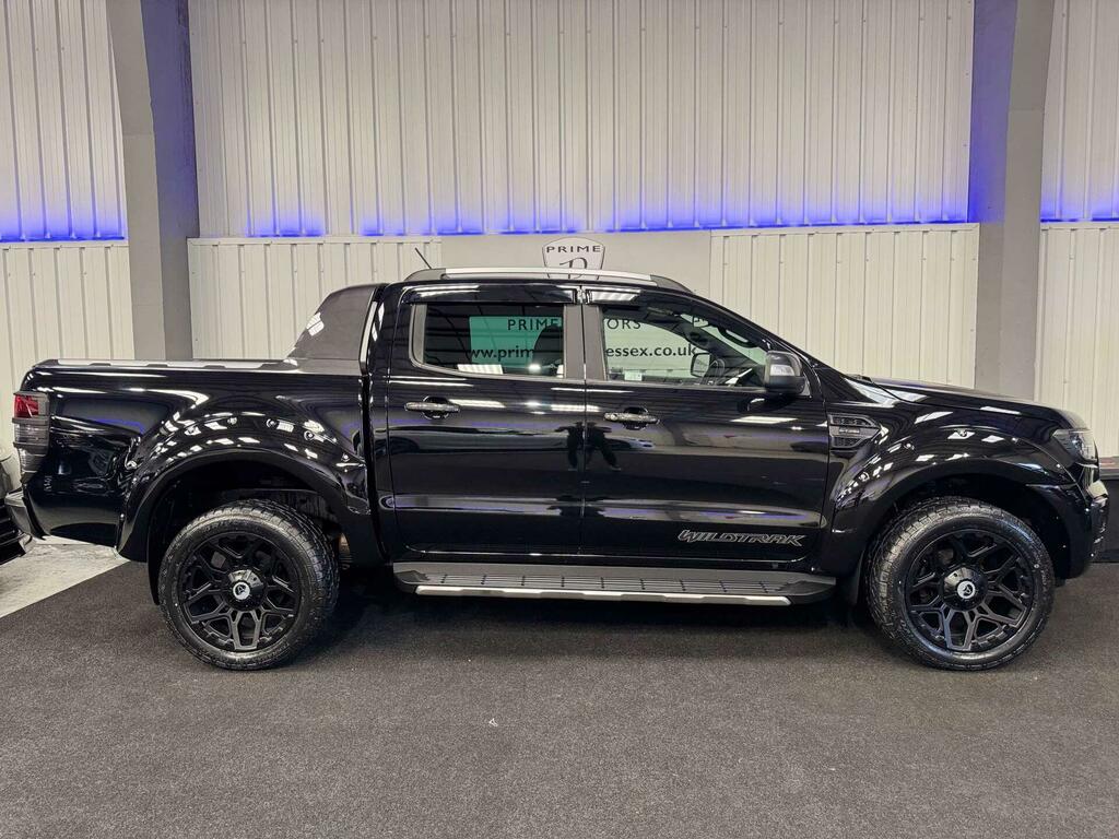 Ford Ranger 2L Wildtrak Red #23