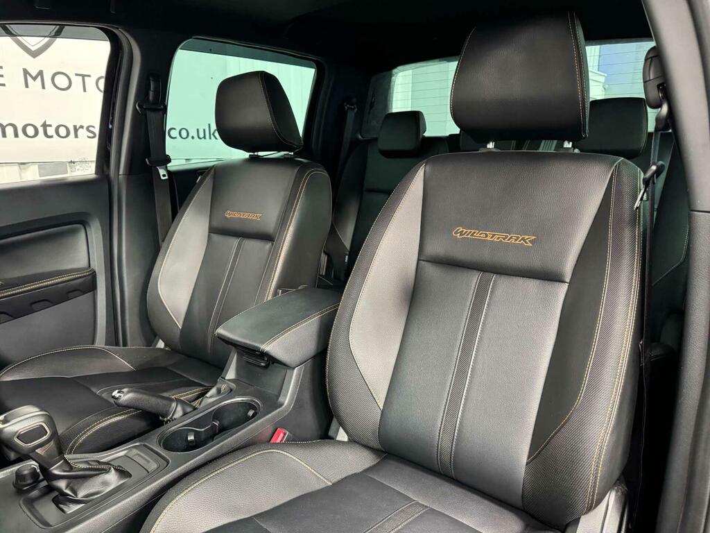 Ford Ranger 2L Wildtrak Red #32