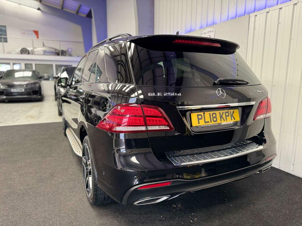 Mercedes-Benz GLE Class 3L Amg Night Edition White #13