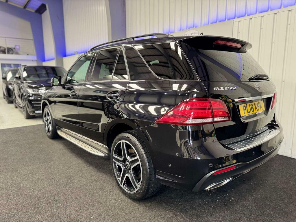 Mercedes-Benz GLE Class 3L Amg Night Edition White #11
