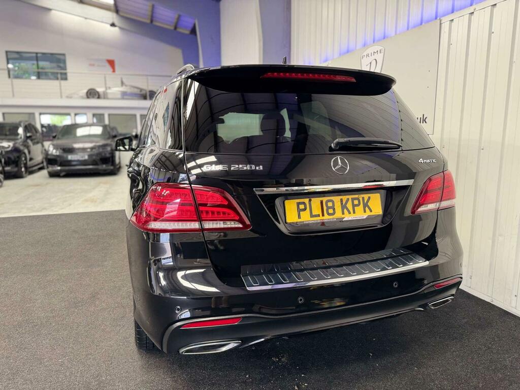 Mercedes-Benz GLE Class 3L Amg Night Edition White #14