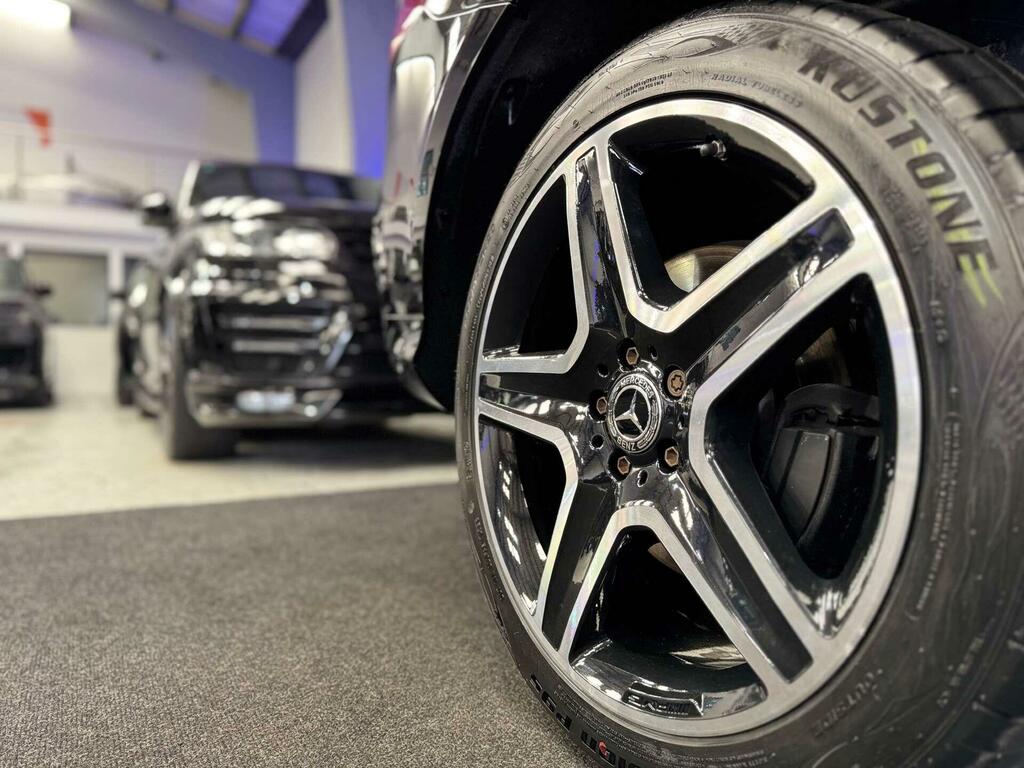 Mercedes-Benz GLE Class 3L Amg Night Edition White #24