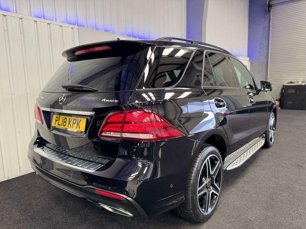 Mercedes-Benz GLE Class 3L Amg Night Edition White #22