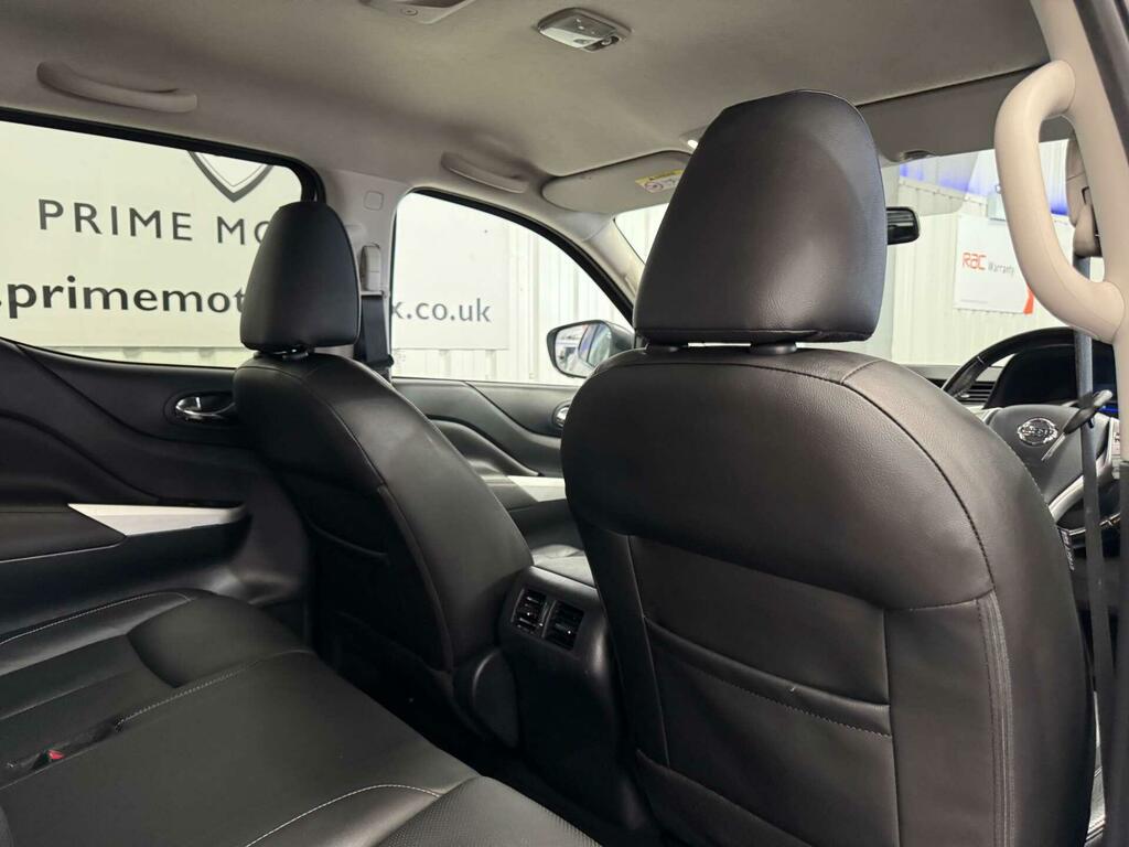 Nissan Navara Dci Tekna Shr Dcb Grey #43