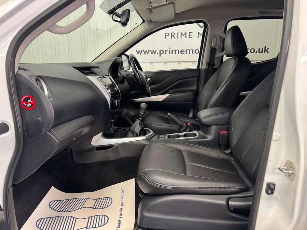 Nissan Navara Dci Tekna Shr Dcb Grey #32