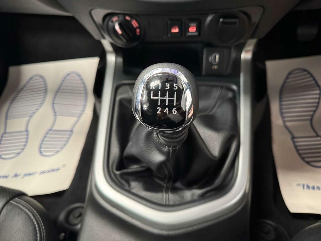 Nissan Navara Dci Tekna Shr Dcb Grey #66
