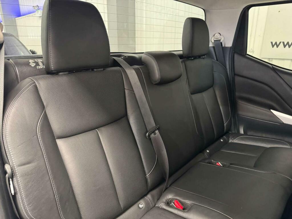Nissan Navara Dci Tekna Shr Dcb Grey #42