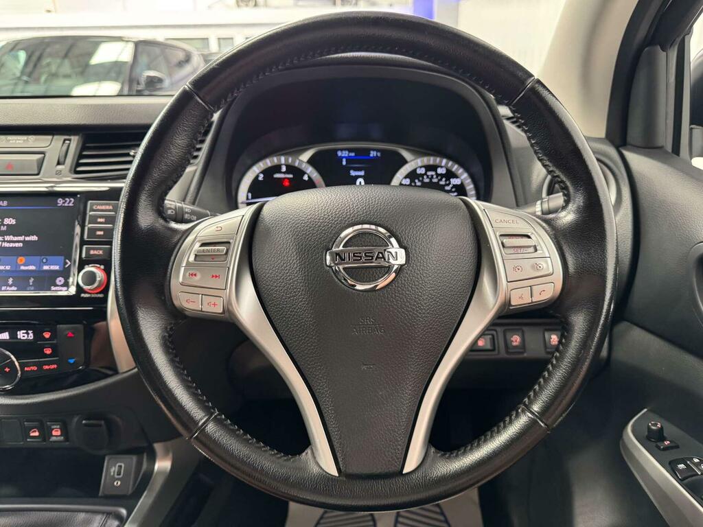 Nissan Navara Dci Tekna Shr Dcb Grey #72