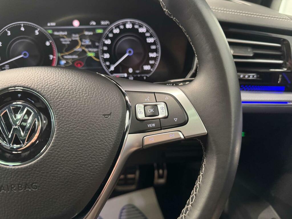 Volkswagen Touareg V6 R-line Tech Tdi White #76