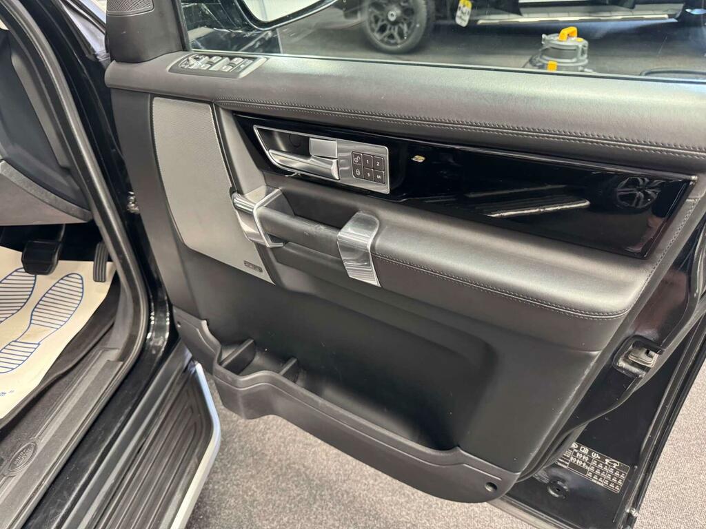 Land Rover Discovery 4 3L Se Tech Red #56
