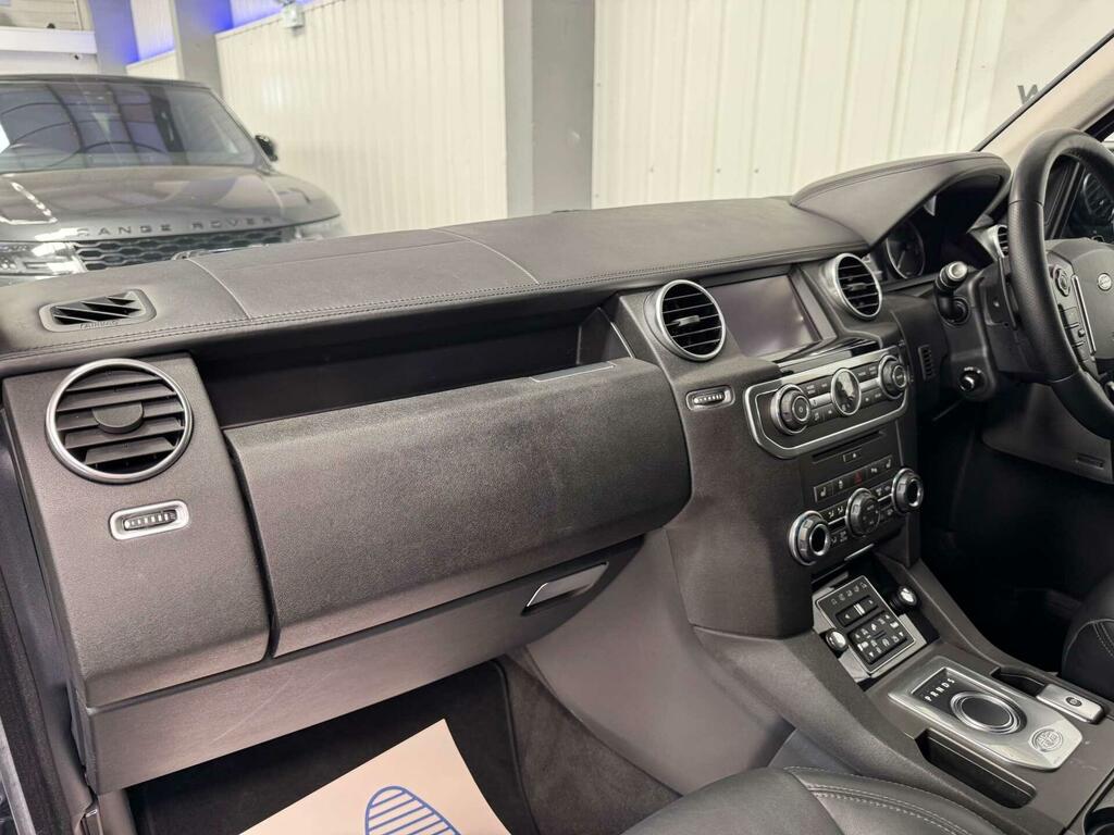 Land Rover Discovery 4 3L Se Tech Red #30