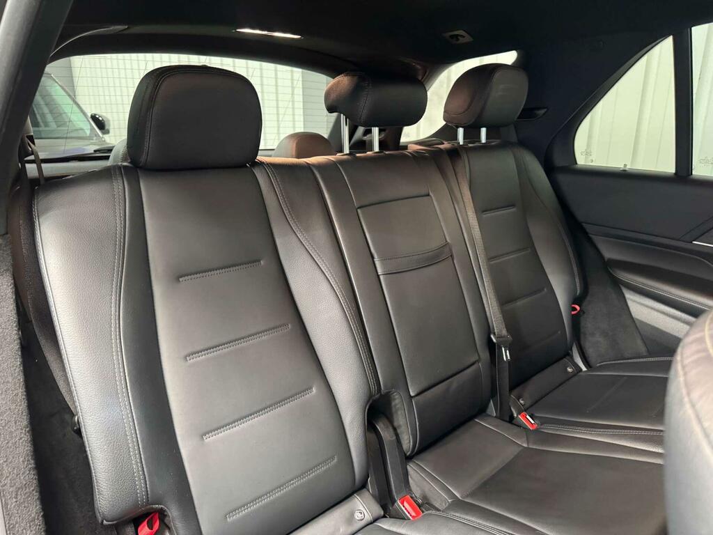 Mercedes-Benz GLE Class 3L Amg Line Blue #47