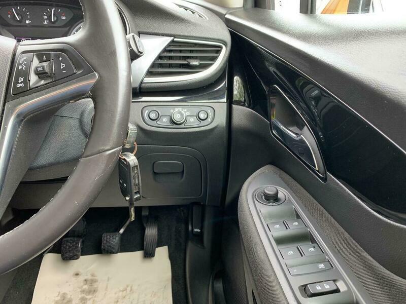 Vauxhall Mokka Active White #58