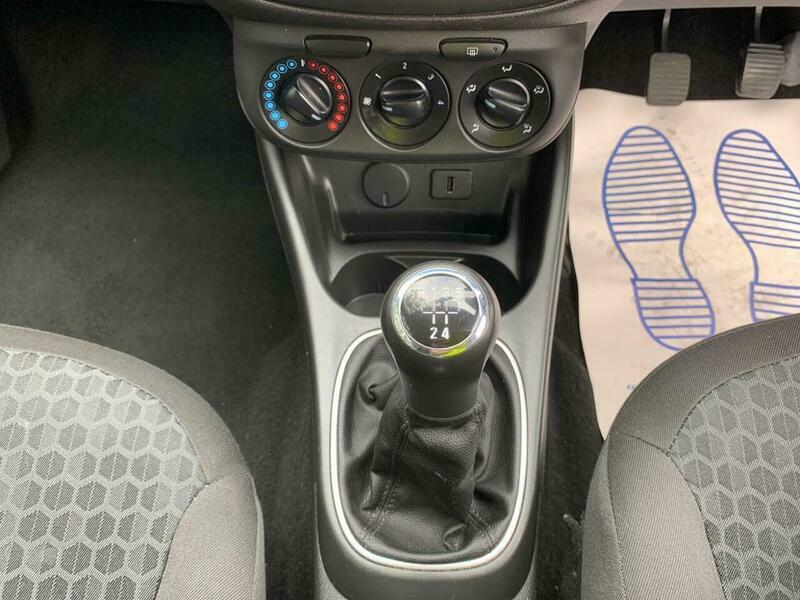 Vauxhall Corsa Hatchback 1.4I Ecoflex Sri VX Line Euro 6 201 White #46