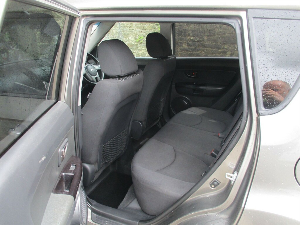 Kia Soul 1.6 Crdi Tempest Euro 4 Silver #5