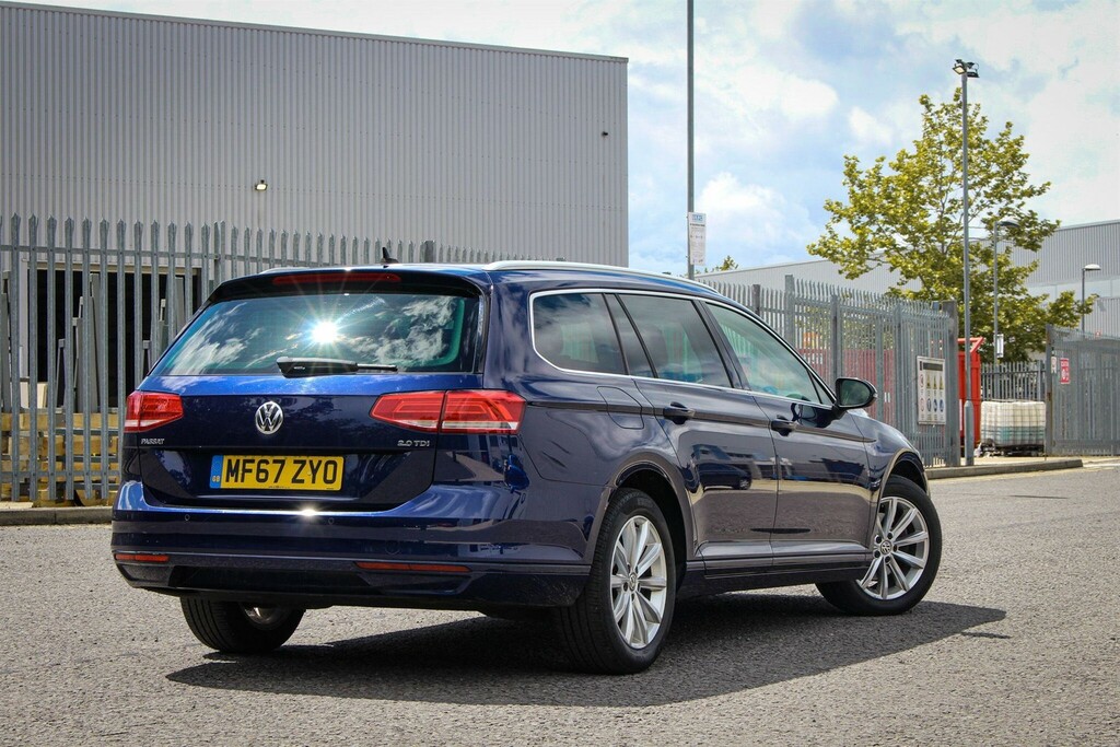 Volkswagen Passat 2.0 Tdi Se Business Euro 6 Ss MF67ZYO #3