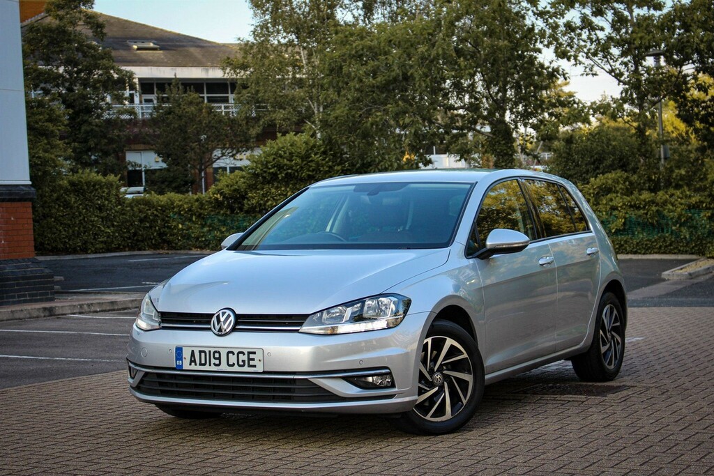 Volkswagen Golf 1.6 Tdi Match Euro 6 Ss AD19CGE #2